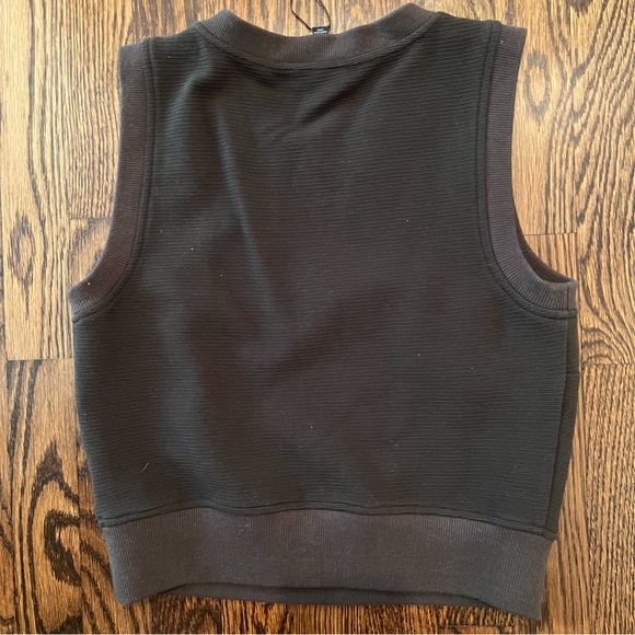 425 Lord & Taylor Knit Top Skirt Set - Picture 8 of 11